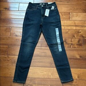 Old Navy Rockstar Super Skinny Extra High Rise w/secret slim pockets